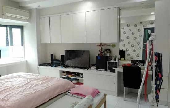 Apartemen dilokasi strategis.