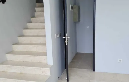 Satu 8 depan Metro TV tower 1 lantai 2.  3 bedroom