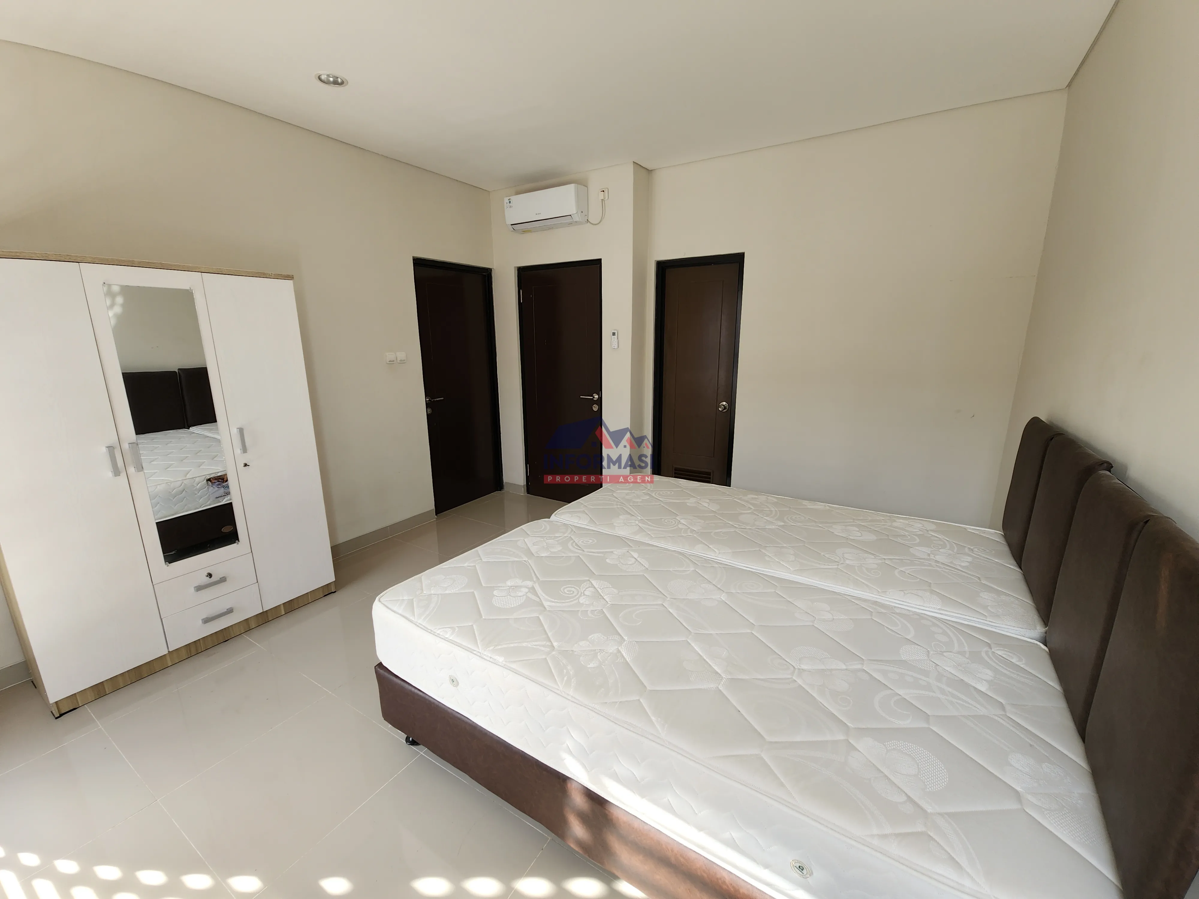 Disewakan Rumah Metland Puri Northbend