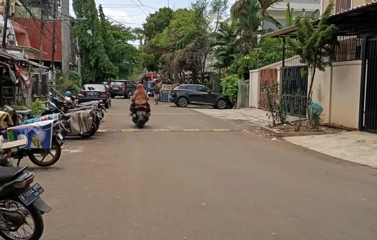 hoek minimalis & chantik jln asia baru duri kepa jakbar
