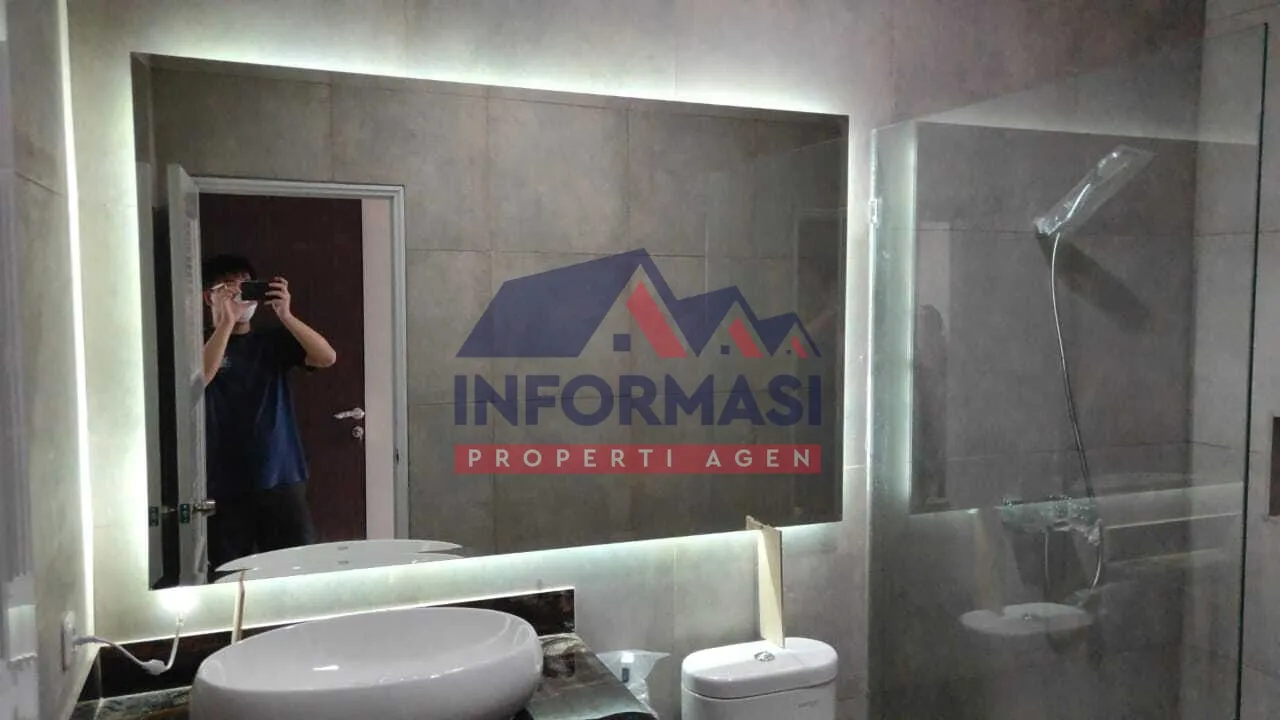 Dijual Rumah Puri Kencana strategis