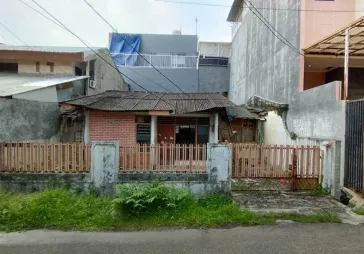 Rumah tua hitung tanah