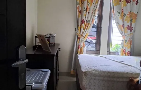 Rumah bagus dilokasi strategis