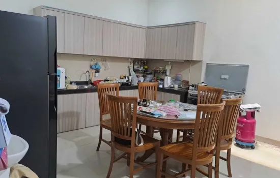 Rumah bagus dilokasi strategis