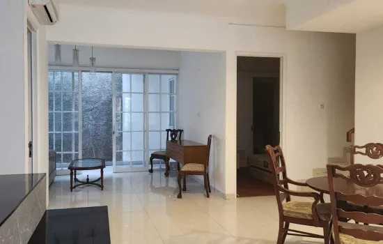 Rumah bagus , rapi , mewah , siap huni  , lokasi strategis