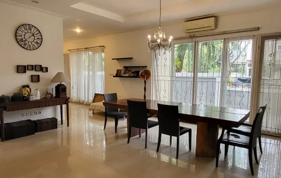 Rumah Green Permata siap huni Semi Furnished Hoek