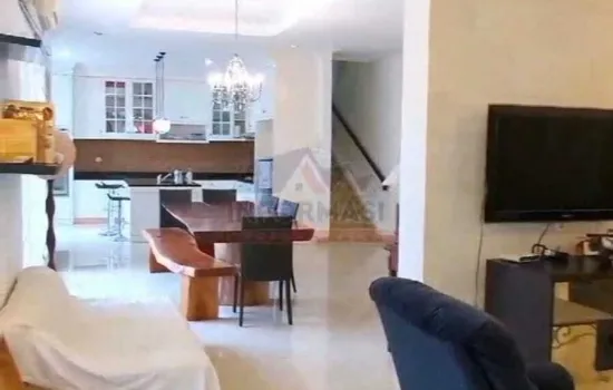 Rumah Green Permata siap huni Semi Furnished Hoek