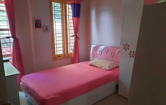 Rumah DIJUAL.Permata Srengseng tidak banjir
