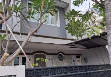 Rumah 144m 2lt Hadap Utara siap huni