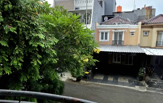 Rumah Permata Mediterania 2 lantai dalam cluster
