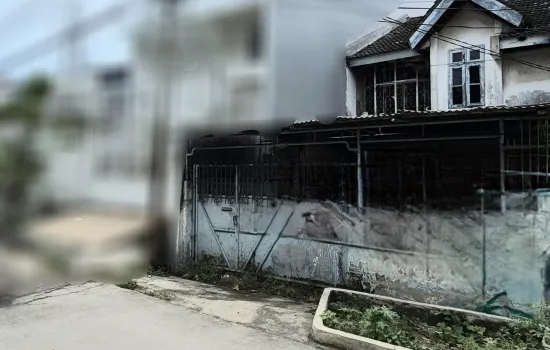 DIJUAL RUMAH LAMA TAMAN COSMOS MURAH