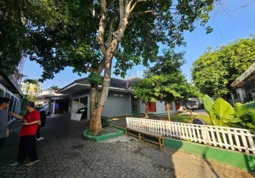 rumah tua hitung tanah jeruk purut