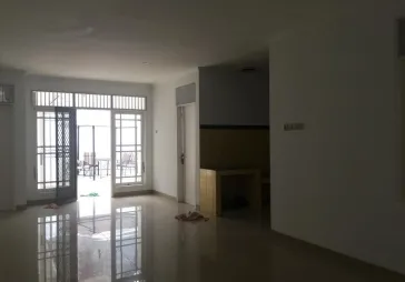 Rumah 1 lantai siap huni  rapi  3kt 1  2 kM  1