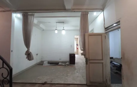 Dijual Rumah hitung tanah Flaminggo Bintaro