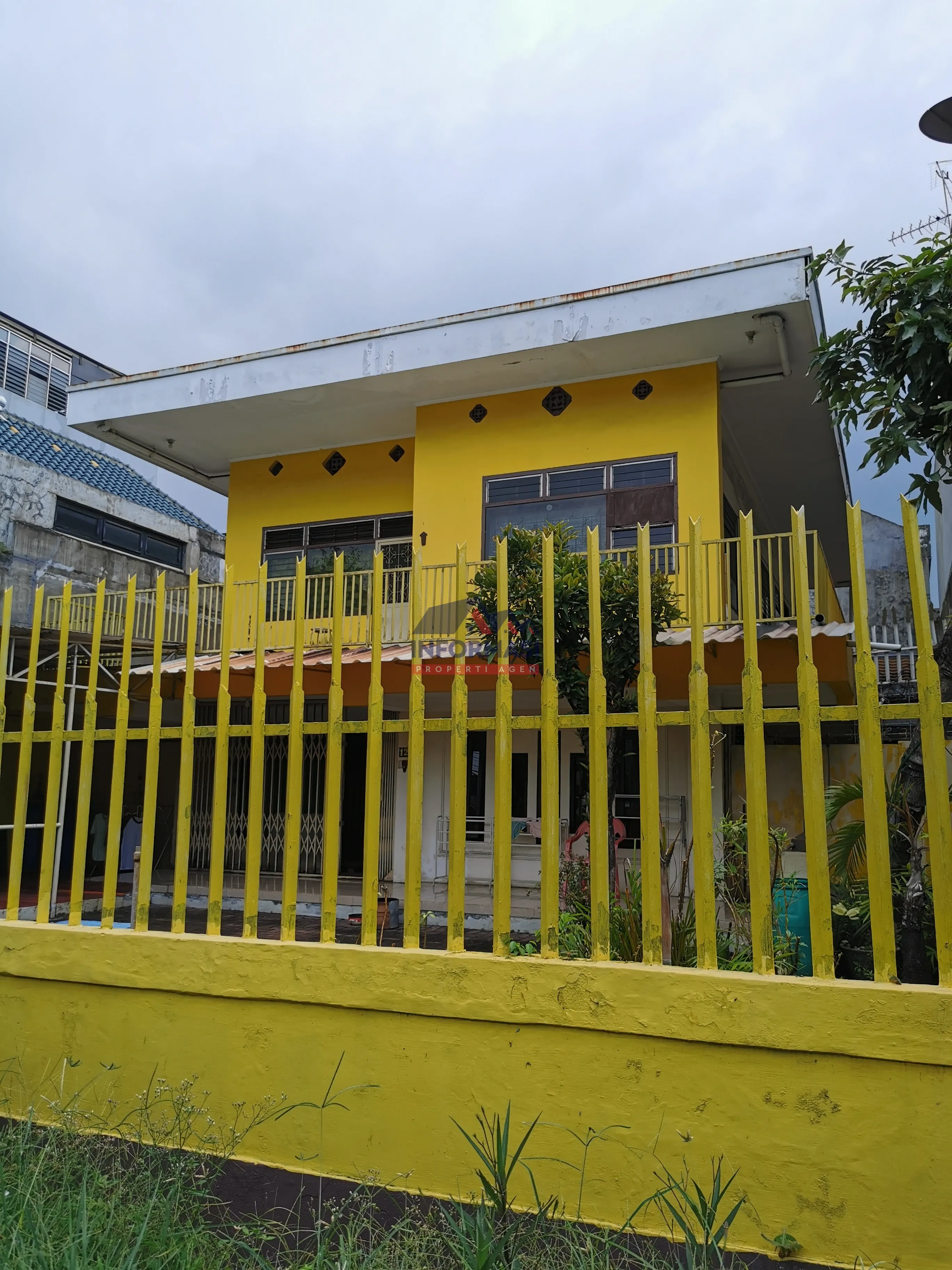 Pluit 2 lantai SHM LT. 325m2 (13x25)