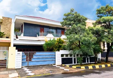 Disewakan rumah Bagus di Intercon Boulevard