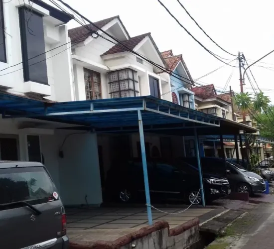 Dijual Rumah Siap Huni Strategis Karawaci Tangerang