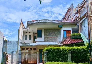 Rumah 2 lantai 4 kamar tidur
