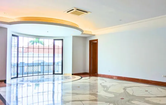 Dijual Rumah Mewah di Pondok Indah