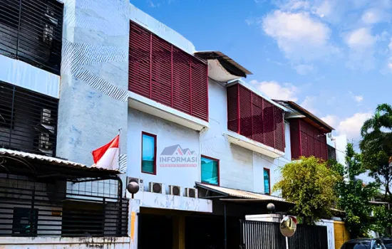 Disewakan gedung di puri indah