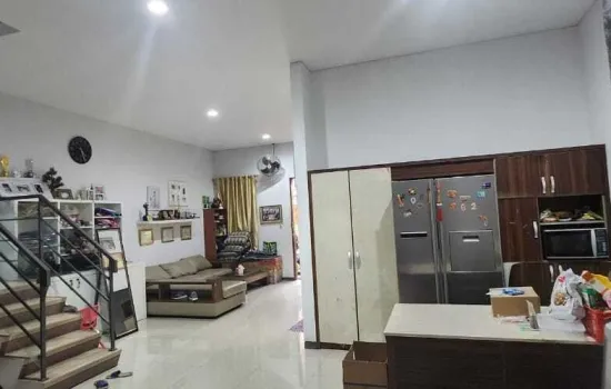 Dijual Rumah Sunrise Garden Jakarta Barat