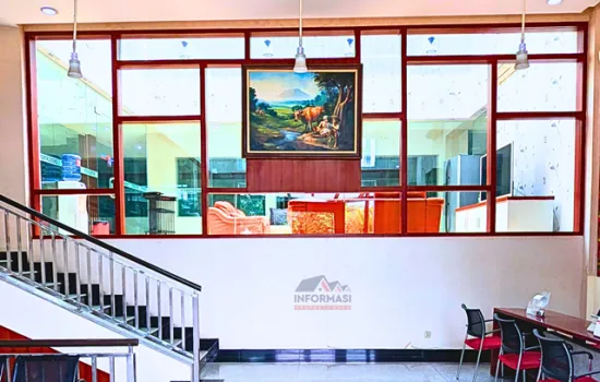 Disewakan gedung di puri indah