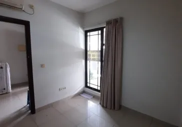 Rumah bagus di Greenlake City, 2 lantai,3KT ,2KM,1KTP,1KMP