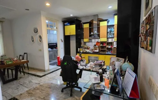 Rumah disewakan di jakarta barat