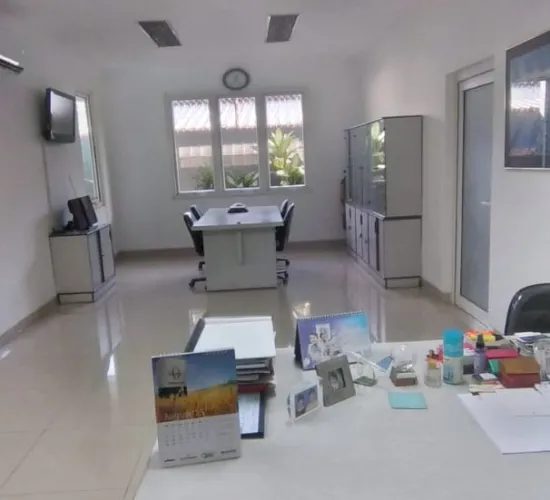 Rumah kantor area komersil LT 387 m2 jkt pusat