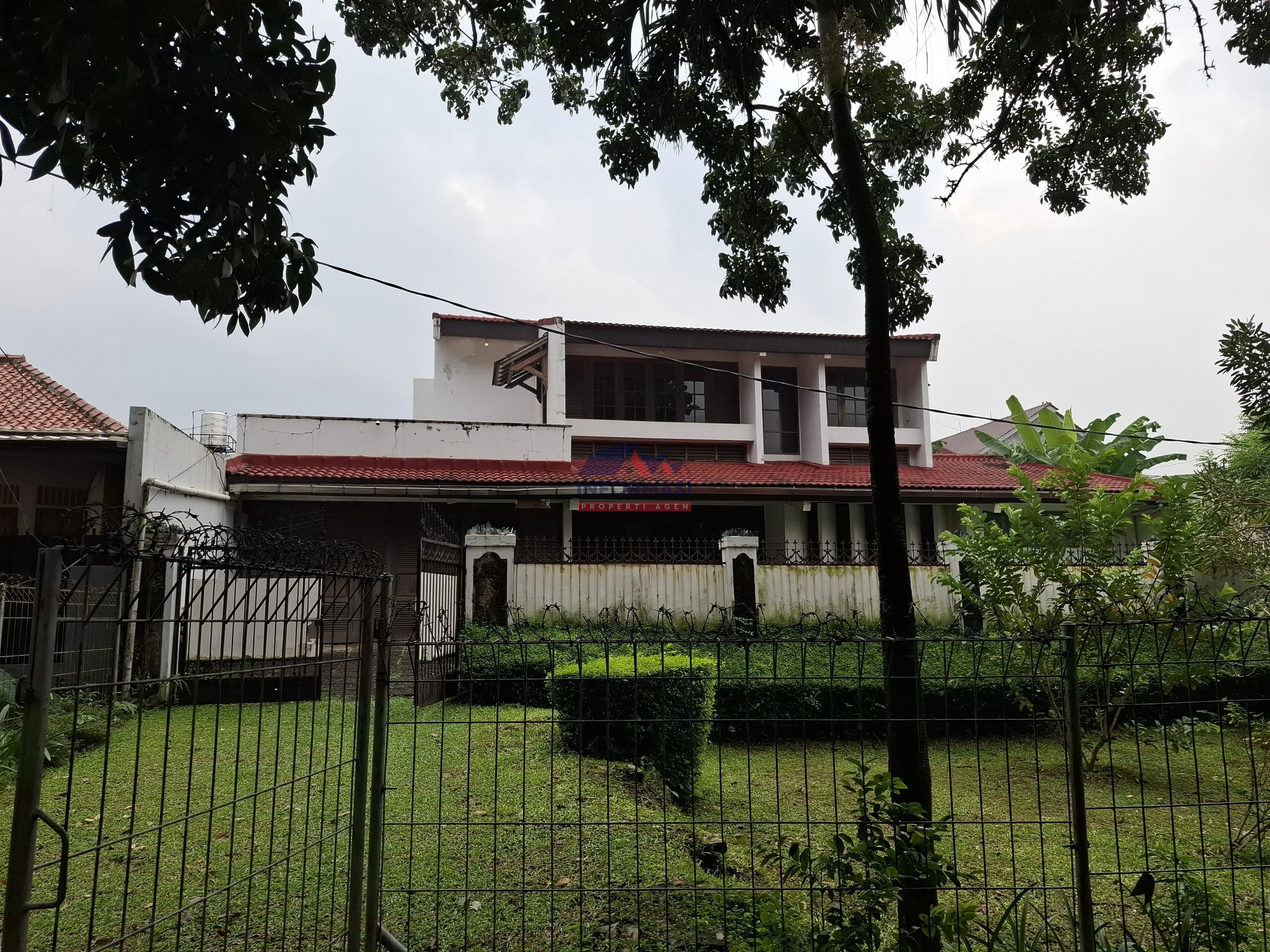 Tampak Depan
