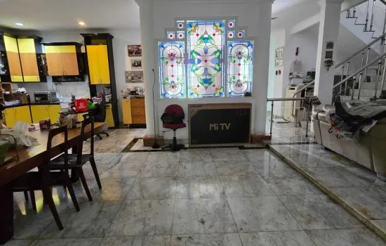 Rumah disewakan di jakarta barat