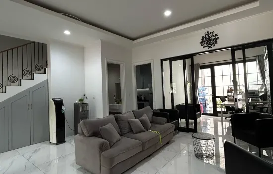 Rumah di alam sutera, tangerang