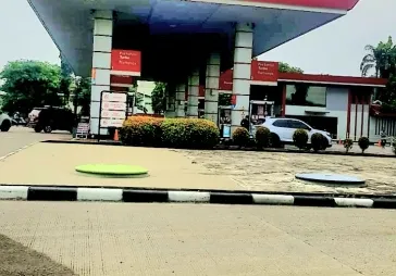 Dijual tanah masih ada spbu yg sewa di Daan Mogot