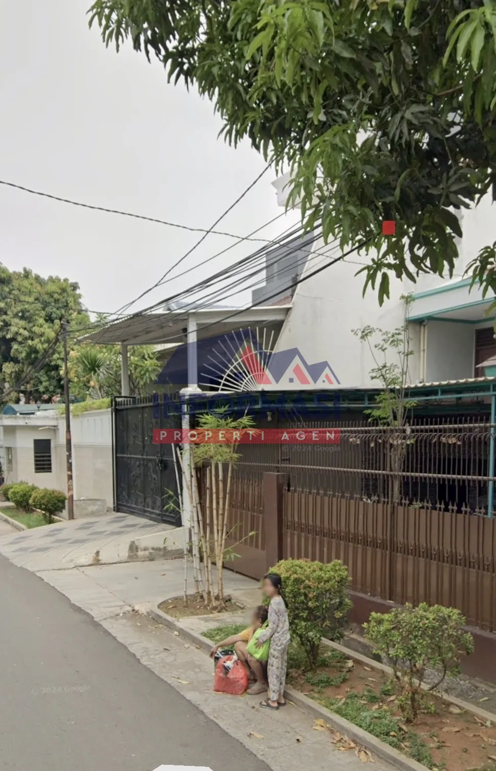 Tampak Depan