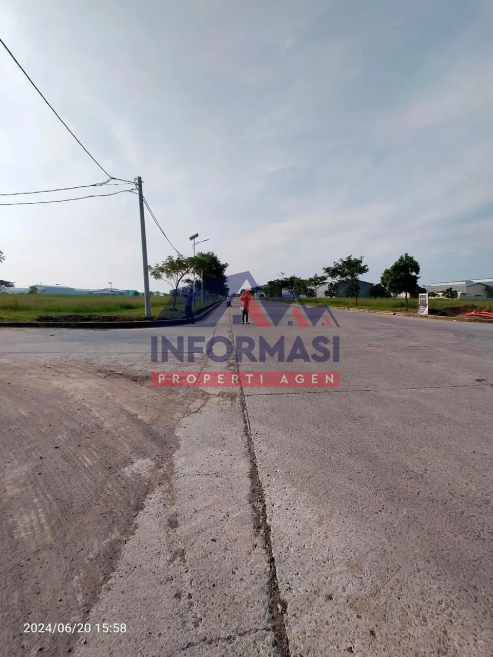 Laksana 1 Kavling hoek ada tanah lebih 3x62m free untuk gsb