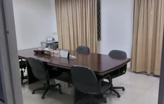 Rumah kantor area komersil LT 387 m2  jkt pusat
