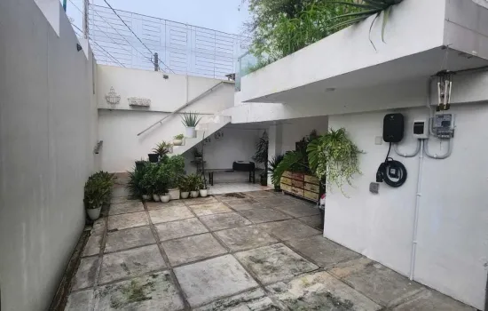 lokasi strategis..siap huni dan rapi