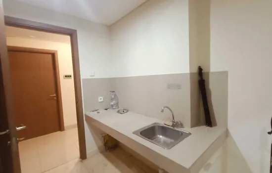 Dijual murah apt lantai rendah view bagus di Puri Orchard