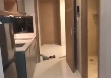 Jarang ada,hadap kolam renang