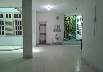 Jarang ada di Puri indah
