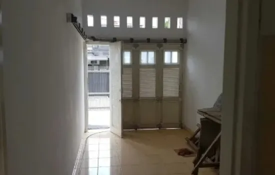 Jarang ada! Rumah baru di kav.dki, siap huni.