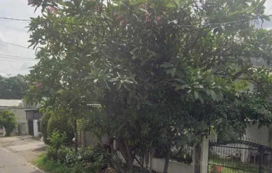 Dijual Rumah Tua Hitung Tanah Meruya Utara