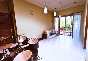 Rumah 2 lantai di cluster area prima Puri indah