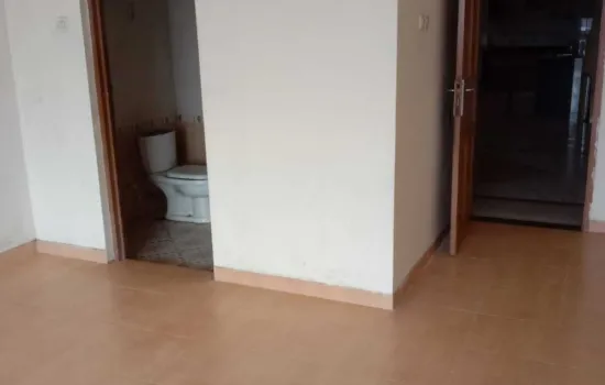 Ruko siap pakai Taman Ratu