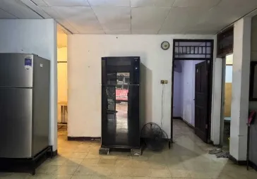 Rumah bangunan tua Taman Alfa,hanya 1 menit dari jalan raya