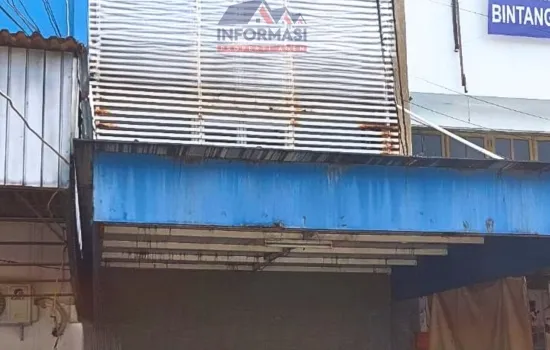Ruko di lokasi yg strategis