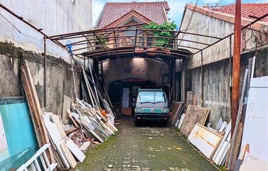 Dijual. Workshop. Jk H.Kelik.  lt 950 m2.