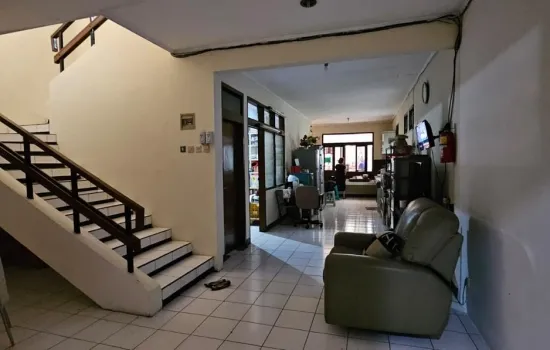 dijual ruko cocok untuk tempat usaha/ kantor / kos-kosan