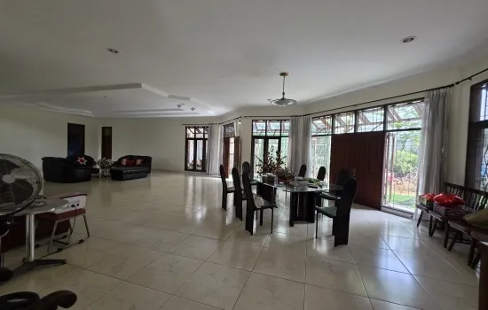 Intercon blok M row jln 15m  luas 1000 m² huk timur selatan