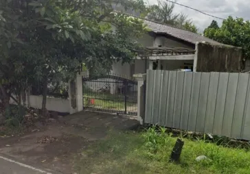 Dijual Rumah Tua Hitung Tanah Meruya Utara